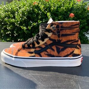 VANS SK8-HI TAPERED 'YEAR OF THE TIGER'  Shoes Men’s Size 8 Women’s Size 9.5.